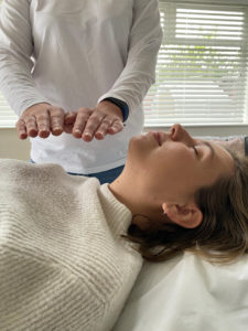 reiki therapy 2